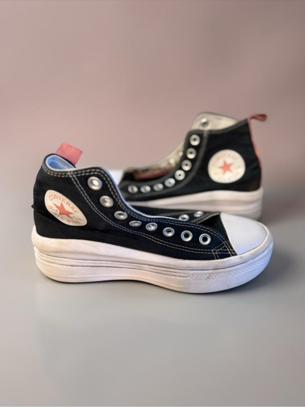 🫶🏻 Converse Black & White High-Top Platform Sneaker with Pink Pull Tab